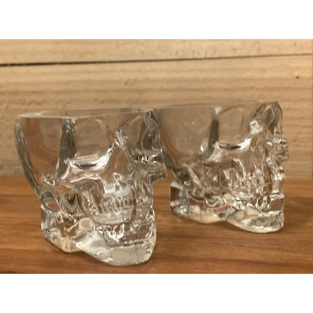 Set Of Clear Glass Crystal Head Vodka Skull Shaped Shot Glasses 2oz‎ Halloween